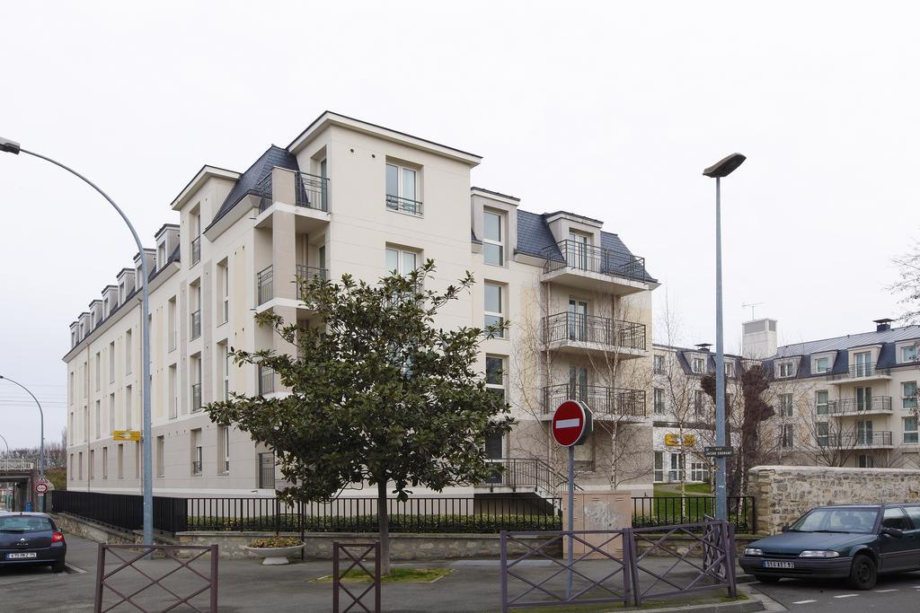 Appart'City Poissy Eksteriør billede